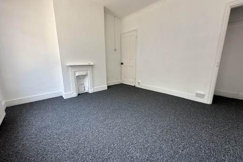 3 bedroom terraced house for sale, Hartley Road, Luton LU2