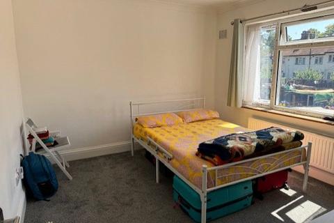 3 bedroom apartment to rent, Eastcote Avenue, Greenford, Middlesex, UB6