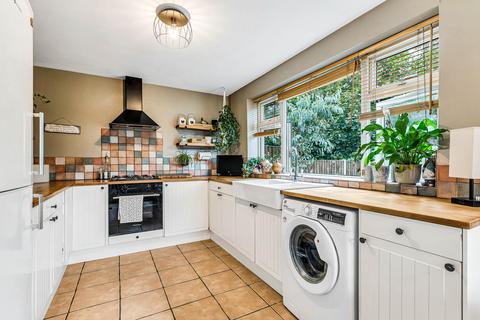 4 bedroom semi-detached house for sale, No Onward Chain at Kings Road, LE13 1QQ