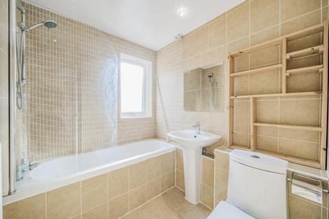 10 Pedworth Gardens, London, SE16 2DX