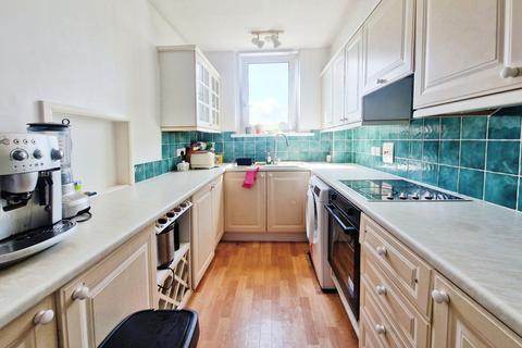 4 bedroom apartment for sale, West Cliff Road, Bournemouth, BH2