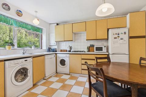 53 Meadowcroft, St Albans, AL1 1UF