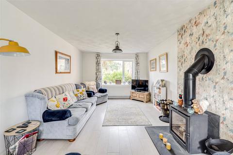 3 bedroom end of terrace house for sale, Rectory Walk, Sompting, Lancing, West Sussex, BN15