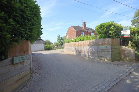 3 bedroom semi-detached house for sale, Valewood Lane, Barns Green