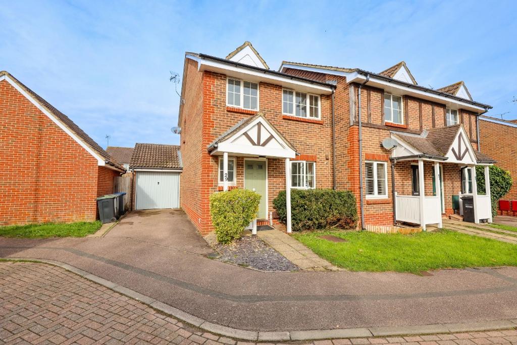 Pepper Drive, Burgess Hill, RH15 3 bed end of terrace house for sale
