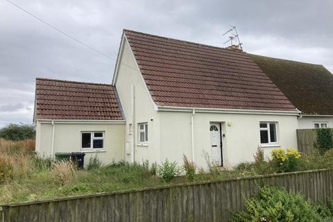 2 bedroom semi-detached bungalow for sale, Lake Avenue, Welney