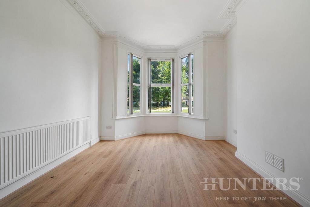 13 Ashmount Road N15 4 DD-5.jpg