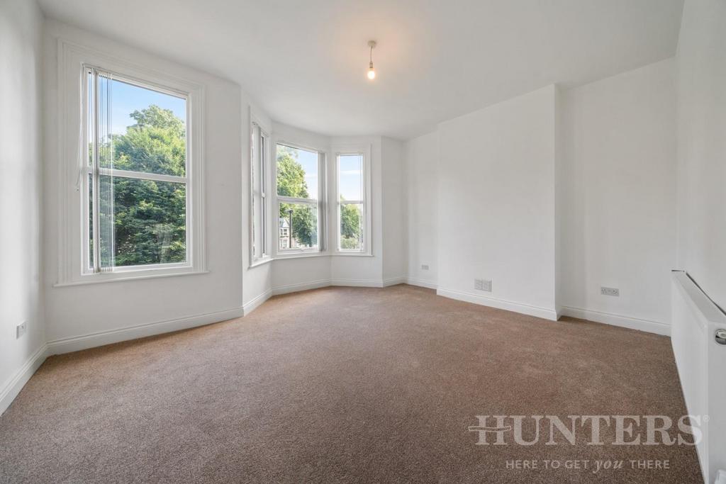 13 Ashmount Road N15 4 DD-1.jpg
