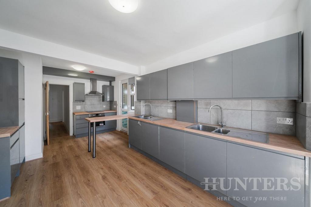 13 Ashmount Road N15 4 DD-9.jpg