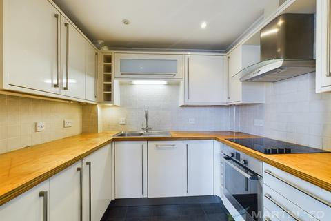 3 bedroom apartment for sale, Truro