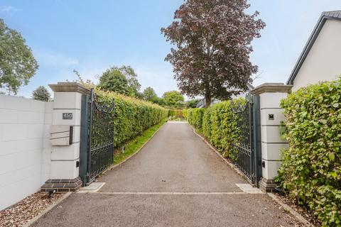 45a Chalford, Westbury, BA13 3RF