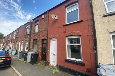 2 bed terraced house for rent in Surrey St, Crewe