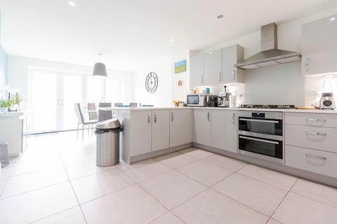 29 Cobbett Square, Bordon, GU35 0GD