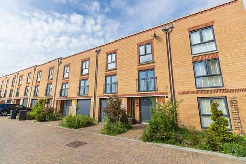 29 Cobbett Square, Bordon, GU35 0GD