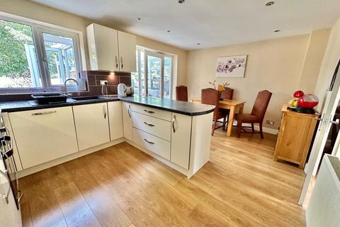 67 Abbey Fields, Telford, TF3 2AT