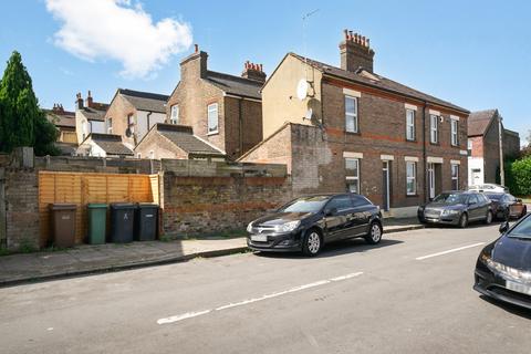 1 bedroom end of terrace house to rent, St Pauls Road, Luton