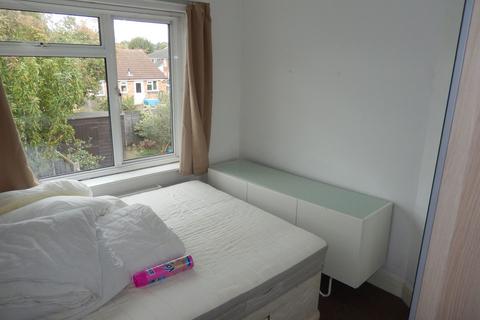 17 Maxwell Close, Mill End, Rickmansworth, WD3 8BP