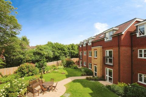 1 bedroom apartment for sale, Great Tattenhams, Epsom KT18