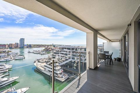 2 bedroom apartment for sale, Maritime Walk, Southampton SO14