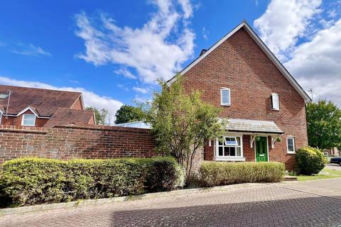 3 bedroom end of terrace house for sale, Park View, Whitchurch RG28