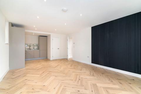 1 bedroom apartment for sale, Ealing W13