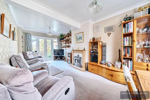 5 Windsor Drive, Ashford, TW15 3JD