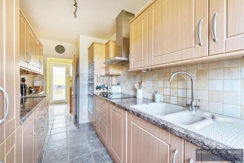 5 Windsor Drive, Ashford, TW15 3JD