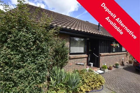 2 bedroom bungalow to rent, Albury Keep, Surrey RH6