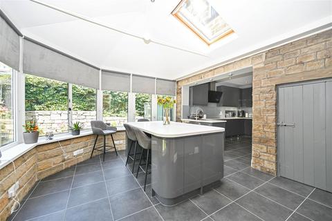 4 bedroom detached house for sale, Belmont Avenue, Baildon, Shipley