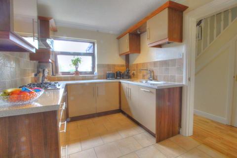 4 bedroom detached house for sale, Brentwood Drive, Stoke-on-trent ST9