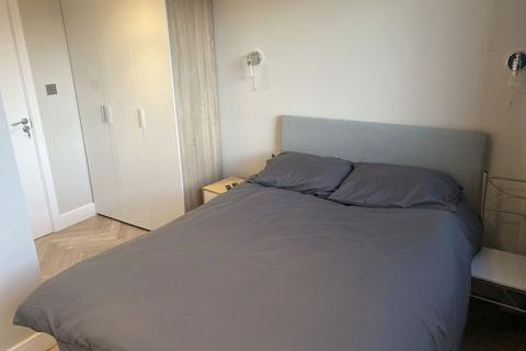 1 bedroom terraced house to rent, Leigham Court Road, London SW16