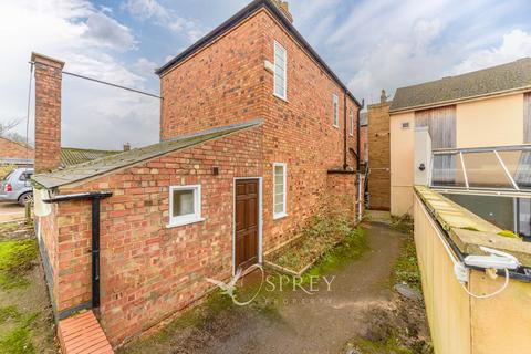 2 bedroom detached house to rent, High Street, Rutland LE15