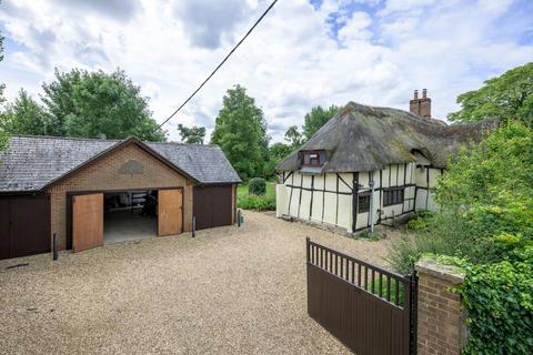 4 bedroom detached house for sale, Church Walk, Milton Keynes MK3