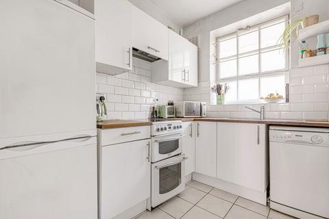 Flat 16, White House Vicarage Crescent, Battersea, London, SW11 3LJ