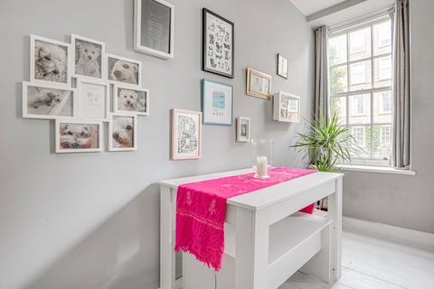 Flat 16, White House Vicarage Crescent, Battersea, London, SW11 3LJ