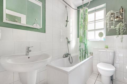 Flat 16, White House Vicarage Crescent, Battersea, London, SW11 3LJ