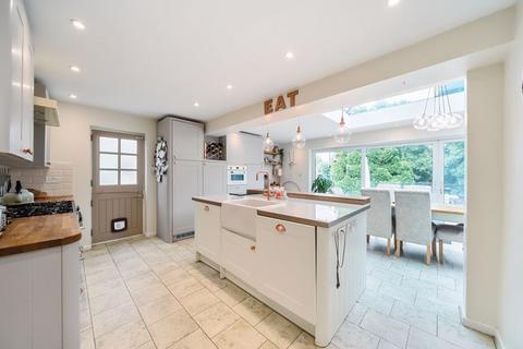 29 Cullesden Road, Kenley, CR8 5LR