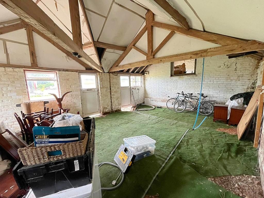 Barn 1