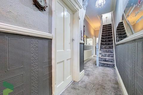 62 Blackburn Road, Darwen, BB3 1QJ