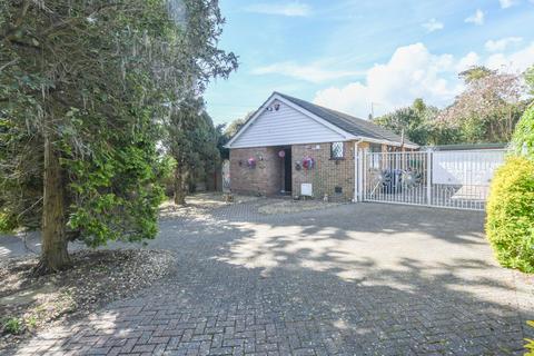 2 bedroom detached bungalow for sale, Cavanagh Road, Dover CT15