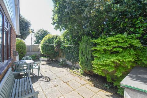 2 bedroom detached bungalow for sale, Cavanagh Road, Dover CT15