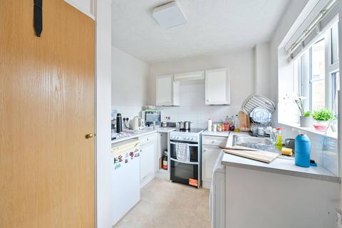 Studio for sale, Stubbs Drive, South Bermondsey, London, SE16