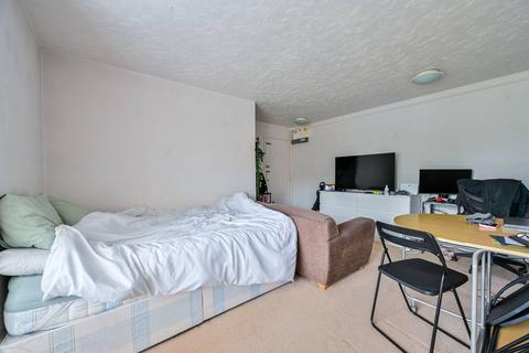 Studio for sale, Stubbs Drive, South Bermondsey, London, SE16