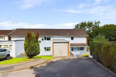 4 bedroom semi-detached house for sale, Babell Road, Carmarthen
