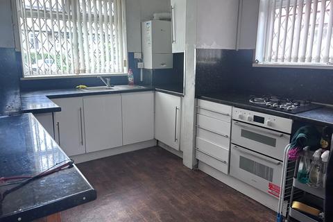 87 Clayton Road, Bradford, BD7 2LY