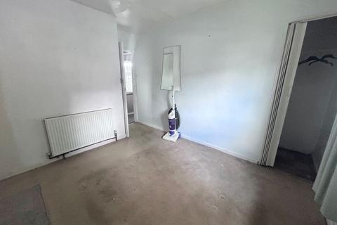 87 Clayton Road, Bradford, BD7 2LY