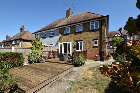 3 bedroom semi-detached house for sale, Connaught Road, Margate