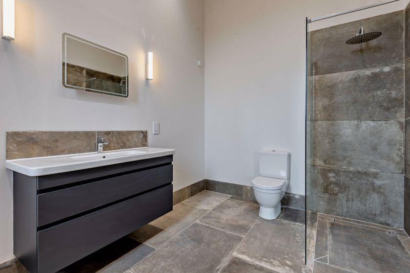 Ensuite Shower Room