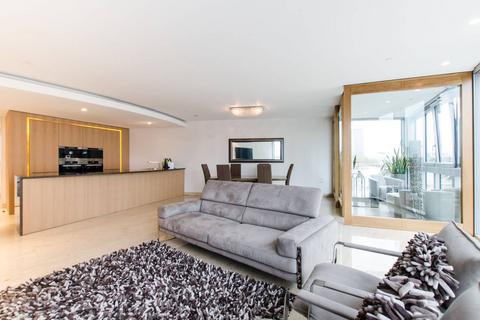 St Georges Wharf, SW8, Nine Elms, London, SW8