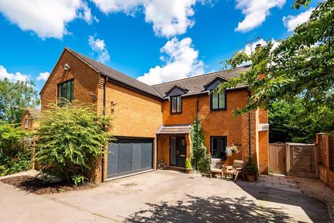 5 bedroom detached house for sale, 